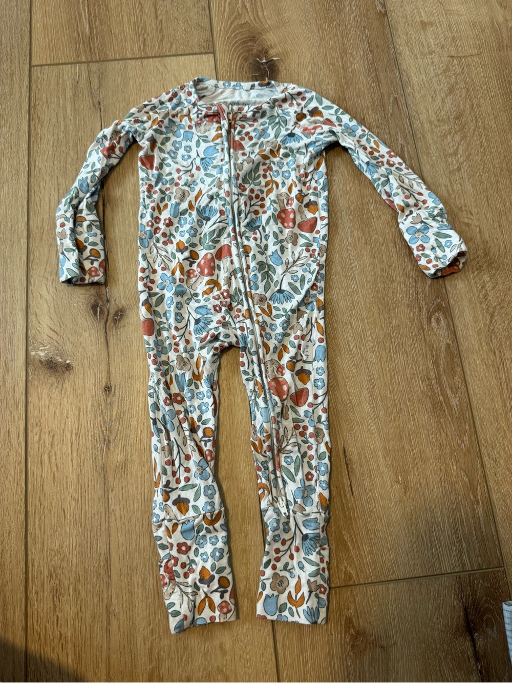 bug + bean kids Bamboo 2-Way Convertible Zip Romper Floral print size 3-6 month